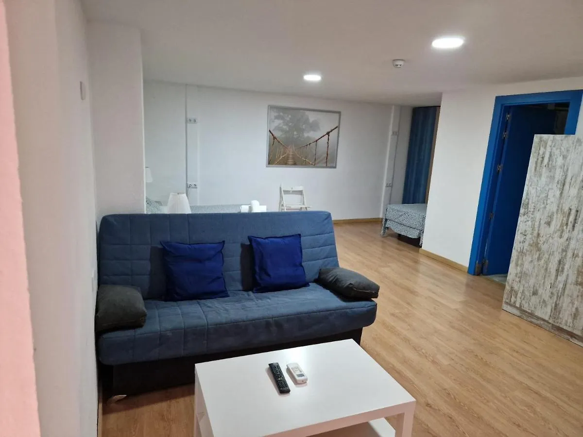 Hotel Boutique Nomadas مالقة إسبانيا