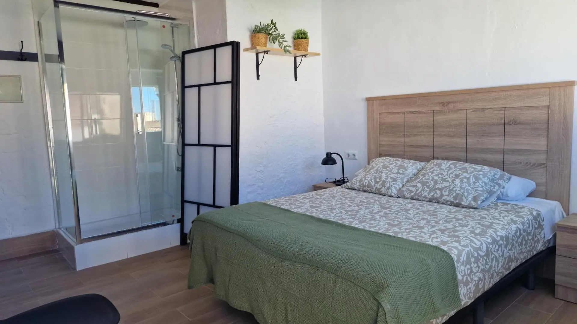 Hotel Boutique Nomadas مالقة 3*,  إسبانيا