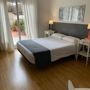 Hostel El Ninot 